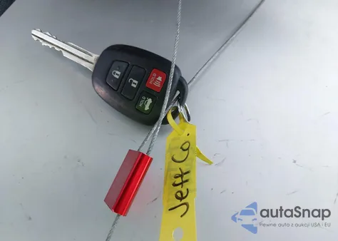 2017 Toyota Corolla Se из США, поврежденный, VIN 2T1BURHE9HC768353